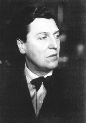 under whom did Alban Berg study music? His musical journey was deeply influenced by his mentor Arnold Schoenberg, whose innovative atonal style greatly shaped Berg's compositional voice.